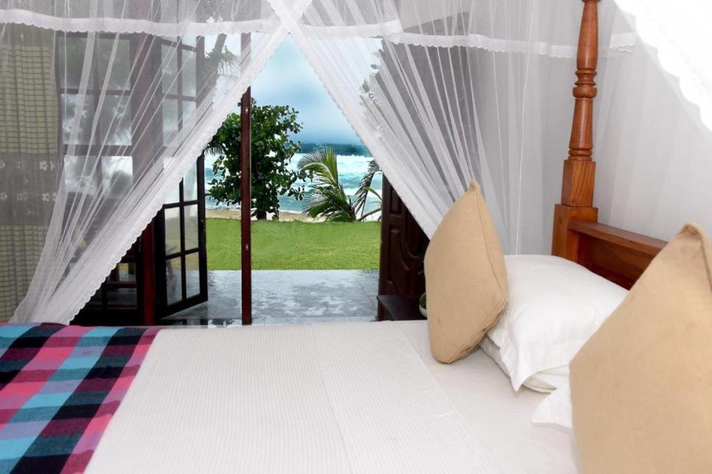 Bed and breakfast Country House Dikwella Extérieur photo